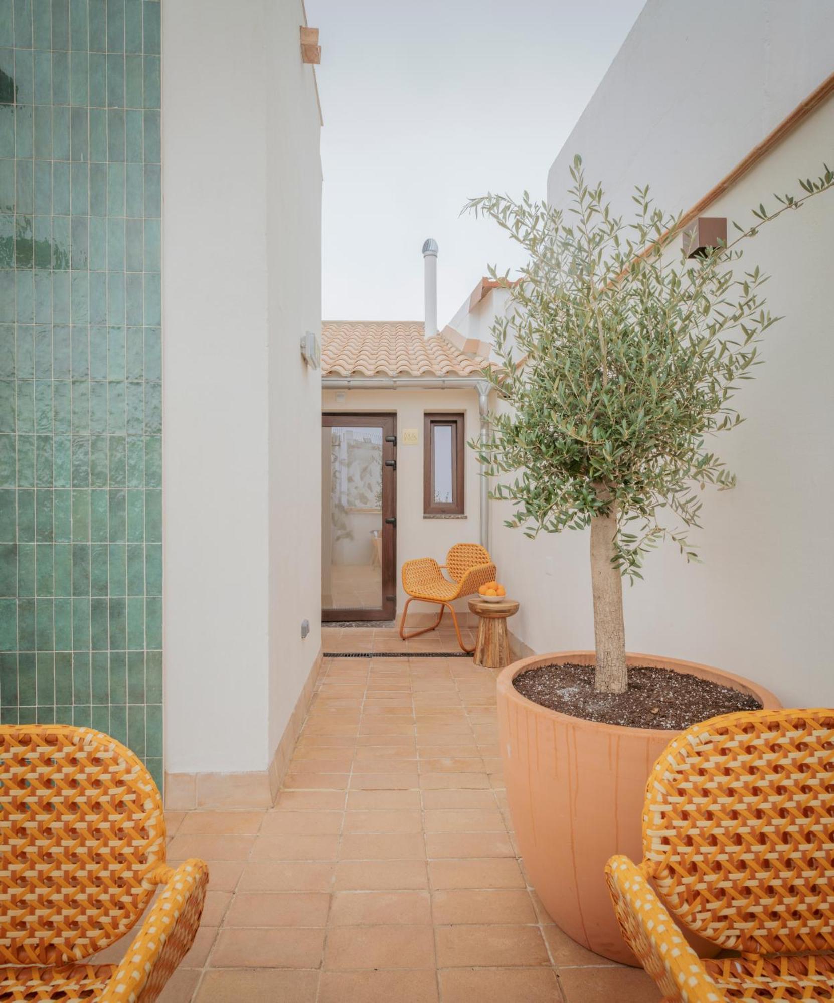 Hotel Lirium Casa Patio Sevilla Exterior foto